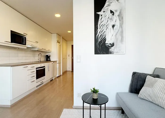 Port Arthur - Apartments, Free Parking Garage Included